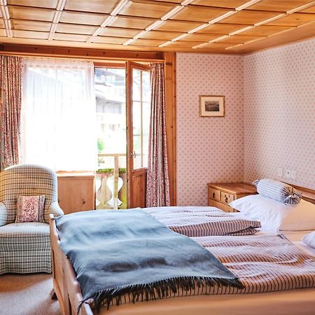 Hotel Chesa Grischuna Klosters-Serneus Extérieur photo
