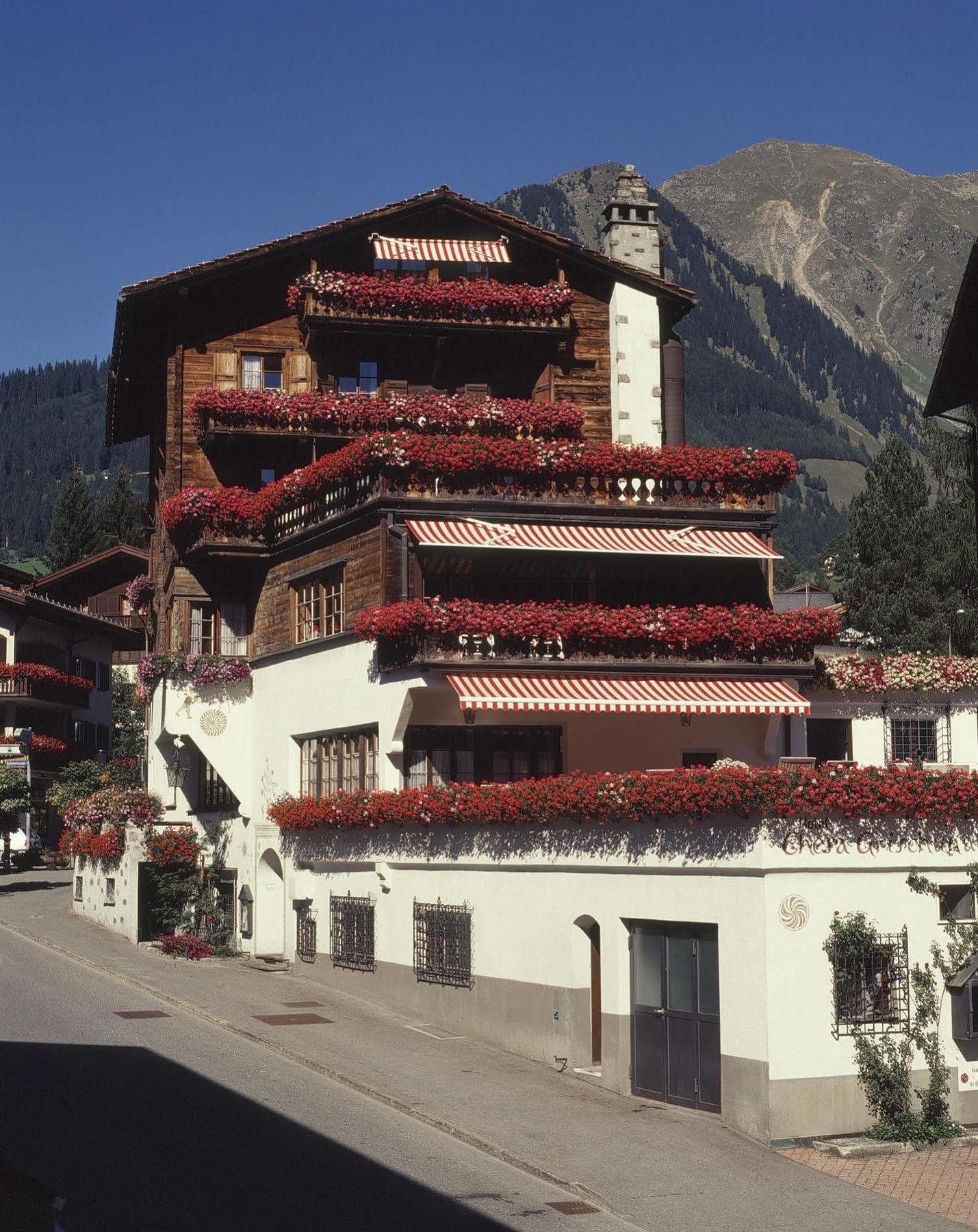 Hotel Chesa Grischuna Klosters-Serneus Extérieur photo